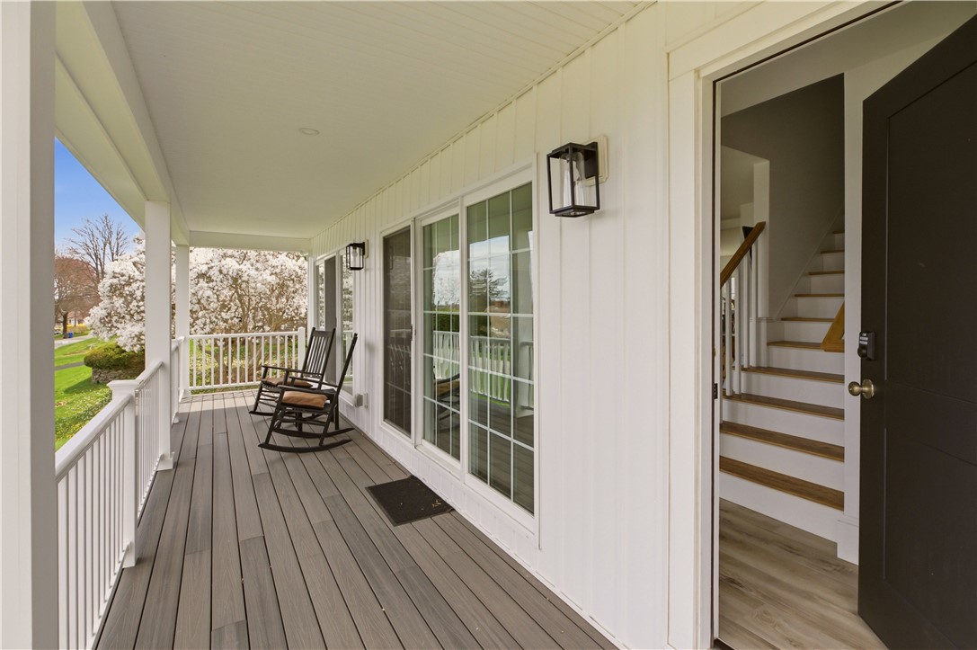 3 Baldwin Road Middletown, RI 02842 - Photo 2 of 50