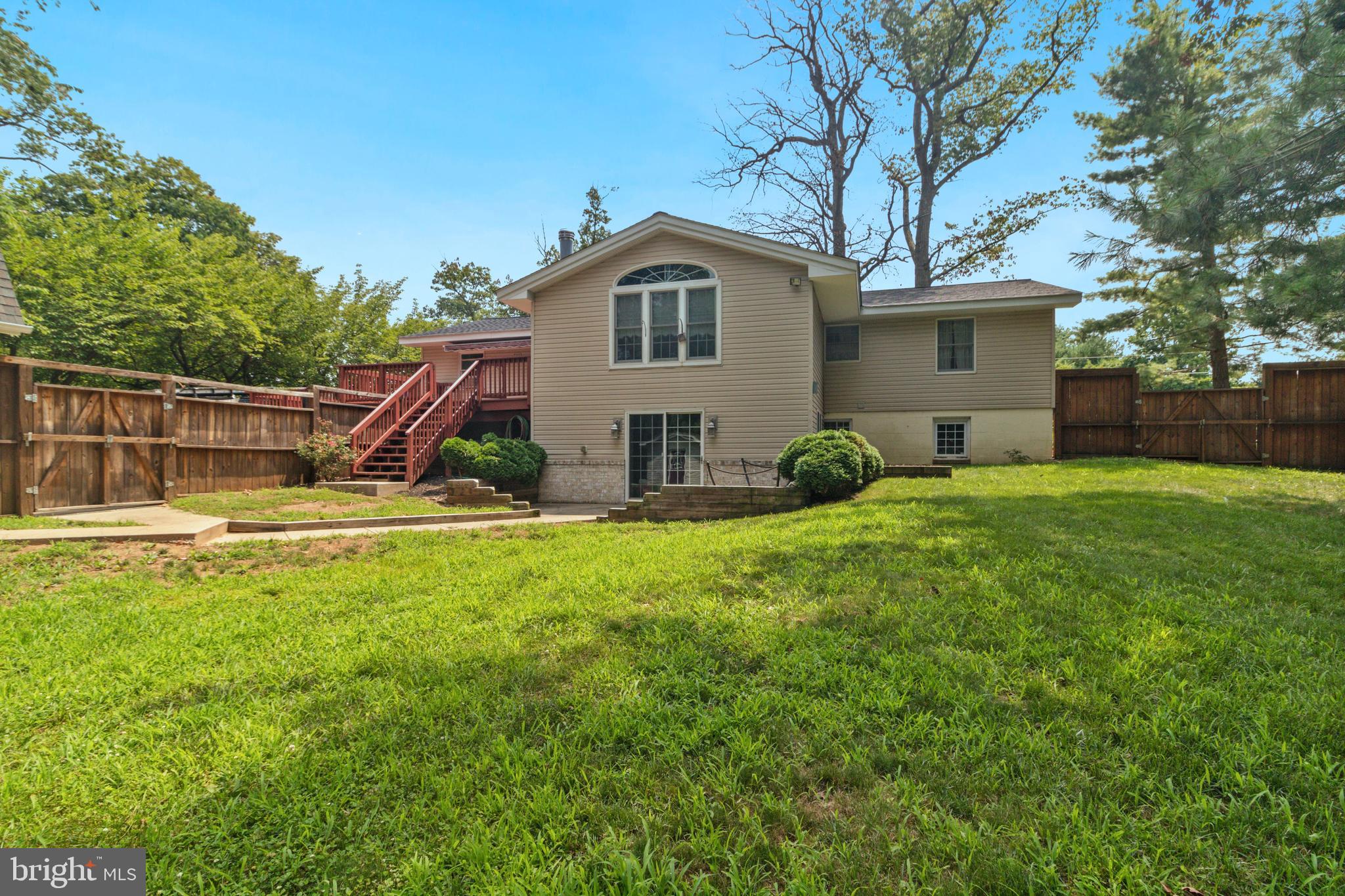 6120 Ridge Road Mount Airy, MD 21771 - Photo 2 of 39 Gallery Image 2