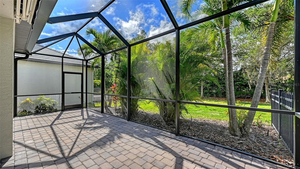 7702 Rio Bella Place Bradenton, FL 34201 - Photo 40 of 79