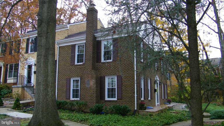 2410 Albot Road Reston, VA 20191 - Photo 3 of 18 Exterior (Front)
