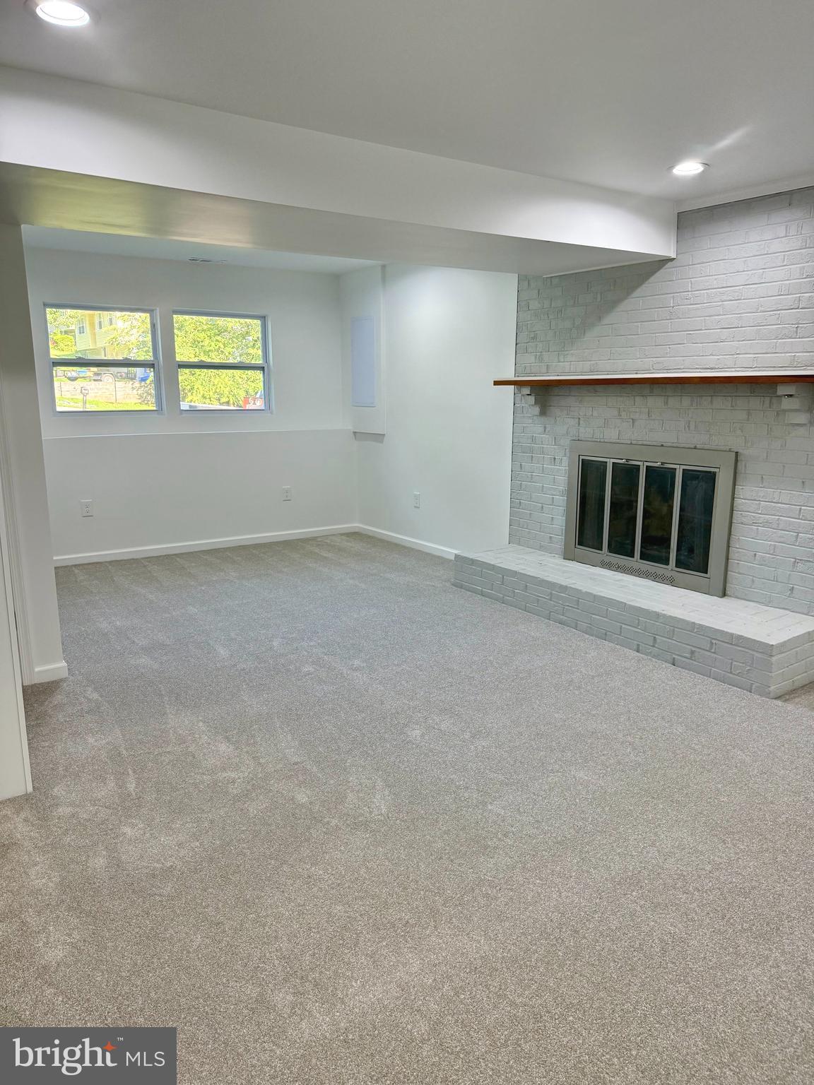 3600 4th Street North Beach, MD 20714 - Photo 13 of 32 an empty room with windows
