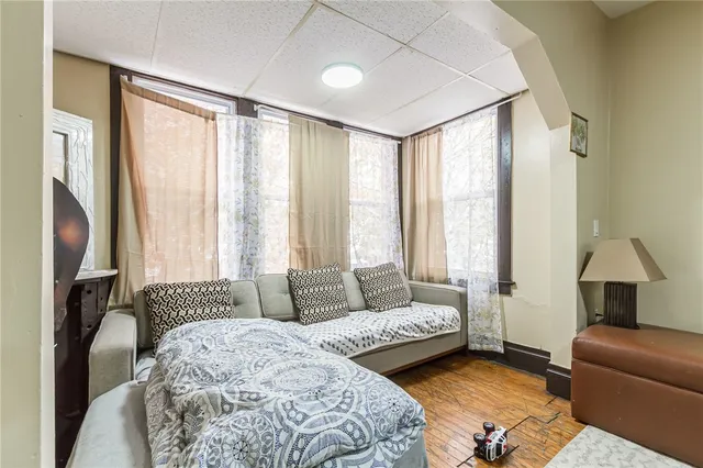 $125,000 | 100-102 Parkway, Rochester, NY 14608