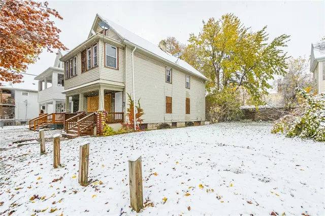 $125,000 | 100-102 Parkway, Rochester, NY 14608