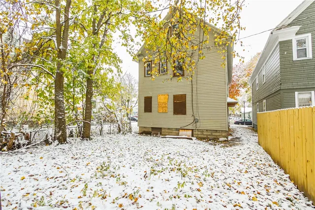 $125,000 | 100-102 Parkway, Rochester, NY 14608