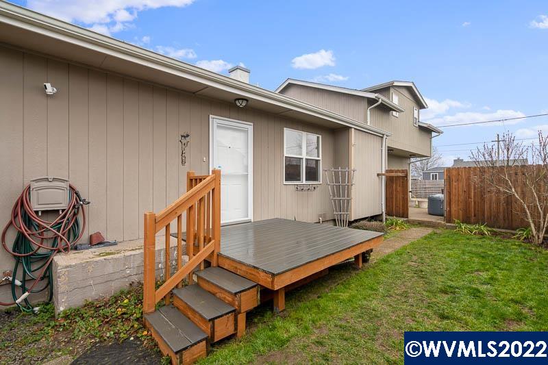 1515 Southwest Maple Street Albany, OR 97321 - Photo 7 of 40 Gallery Image 7
