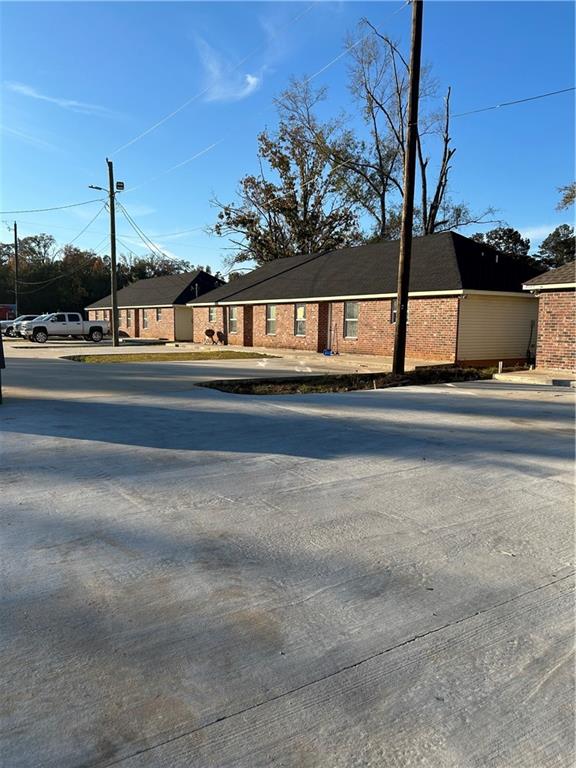 14007 Perks Way Hammond, LA 70401 - Photo 1 of 24