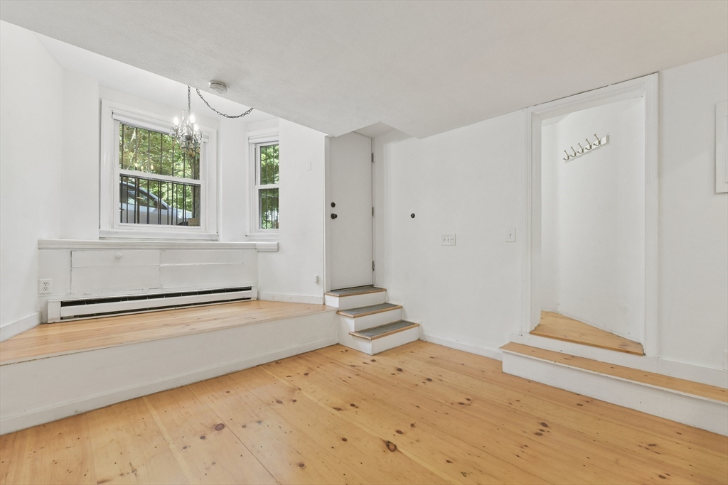 15 St George Street, Unit 1 Boston, MA 02118 - Photo 6 of 15