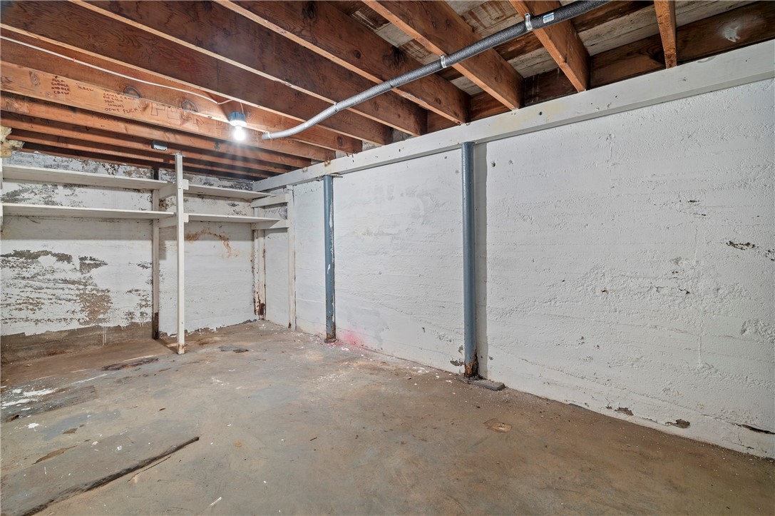 1008 Toll Gate Road Warwick, RI 02886 - Photo 29 of 35