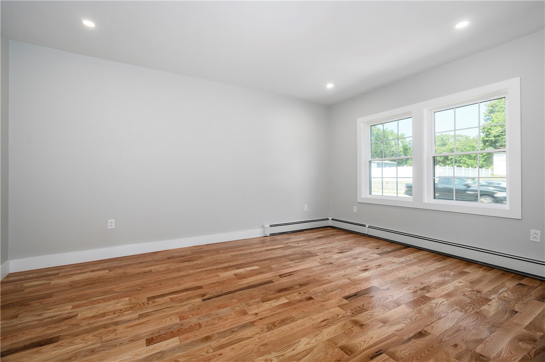 1008 Toll Gate Road Warwick, RI 02886 - Photo 10 of 35