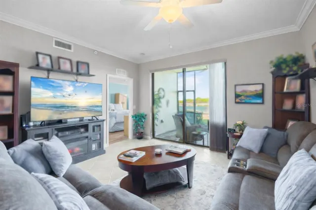 $348,800 | 7235 River Hammock Drive, Unit 102, Bradenton, FL 34212