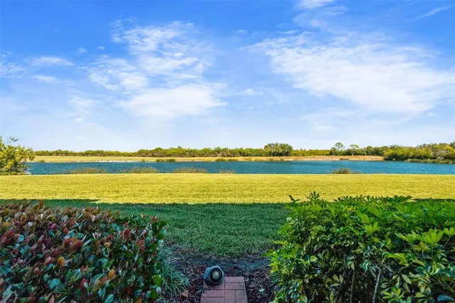 $348,800 | 7235 River Hammock Drive, Unit 102, Bradenton, FL 34212