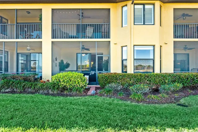 $348,800 | 7235 River Hammock Drive, Unit 102, Bradenton, FL 34212