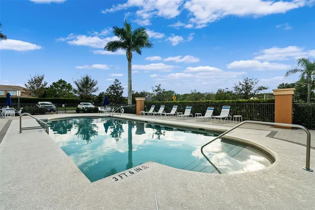 $348,800 | 7235 River Hammock Drive, Unit 102, Bradenton, FL 34212
