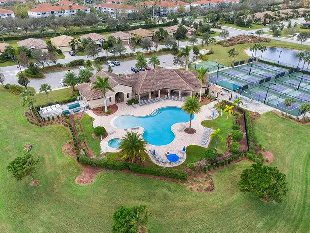 $348,800 | 7235 River Hammock Drive, Unit 102, Bradenton, FL 34212