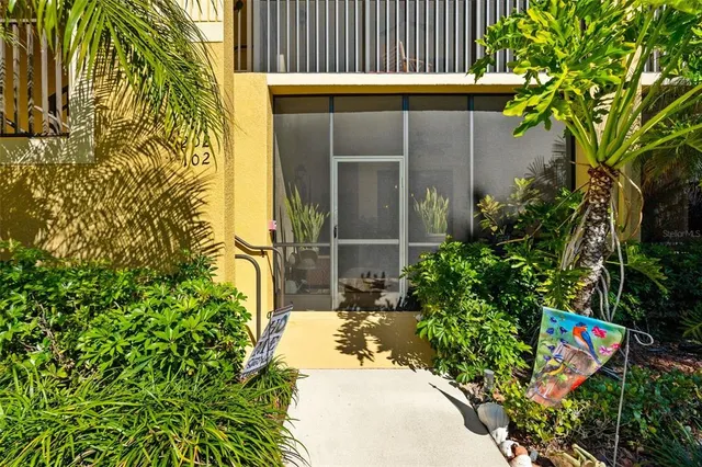 $348,800 | 7235 River Hammock Drive, Unit 102, Bradenton, FL 34212