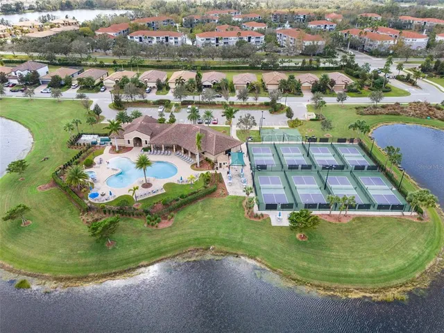 $348,800 | 7235 River Hammock Drive, Unit 102, Bradenton, FL 34212