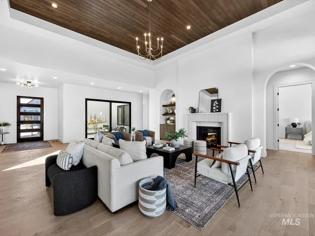 $1,948,000 | 3671 North Harvest Moon Way, Eagle, ID 83616