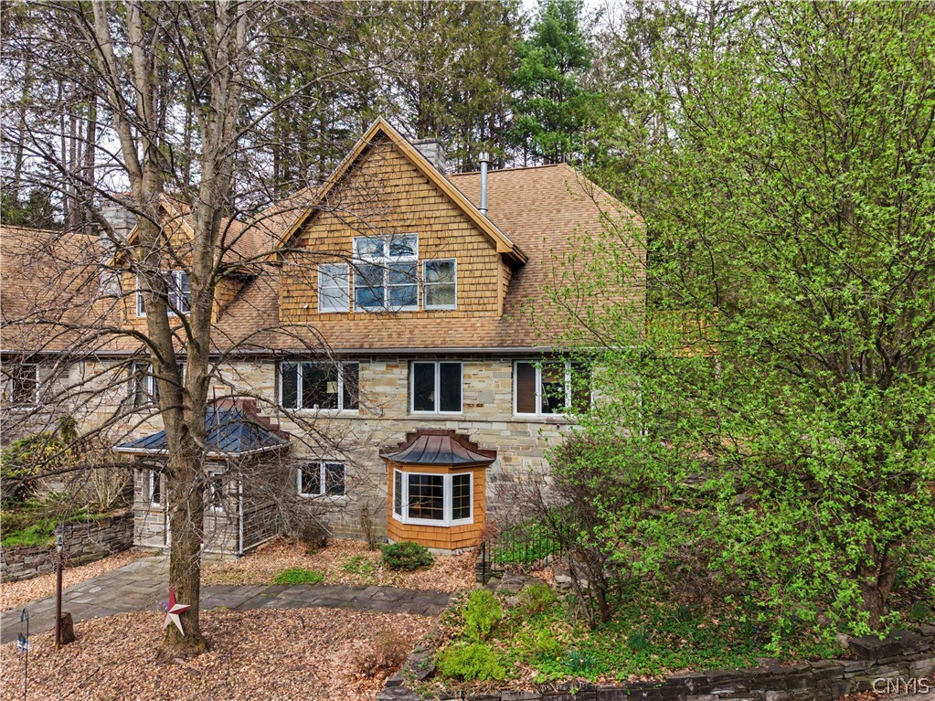 8867 Cazenovia Road Pompey, NY 13035 - Photo 3 of 50