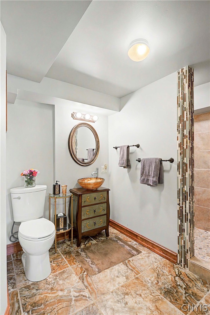 8867 Cazenovia Road Pompey, NY 13035 - Photo 32 of 50