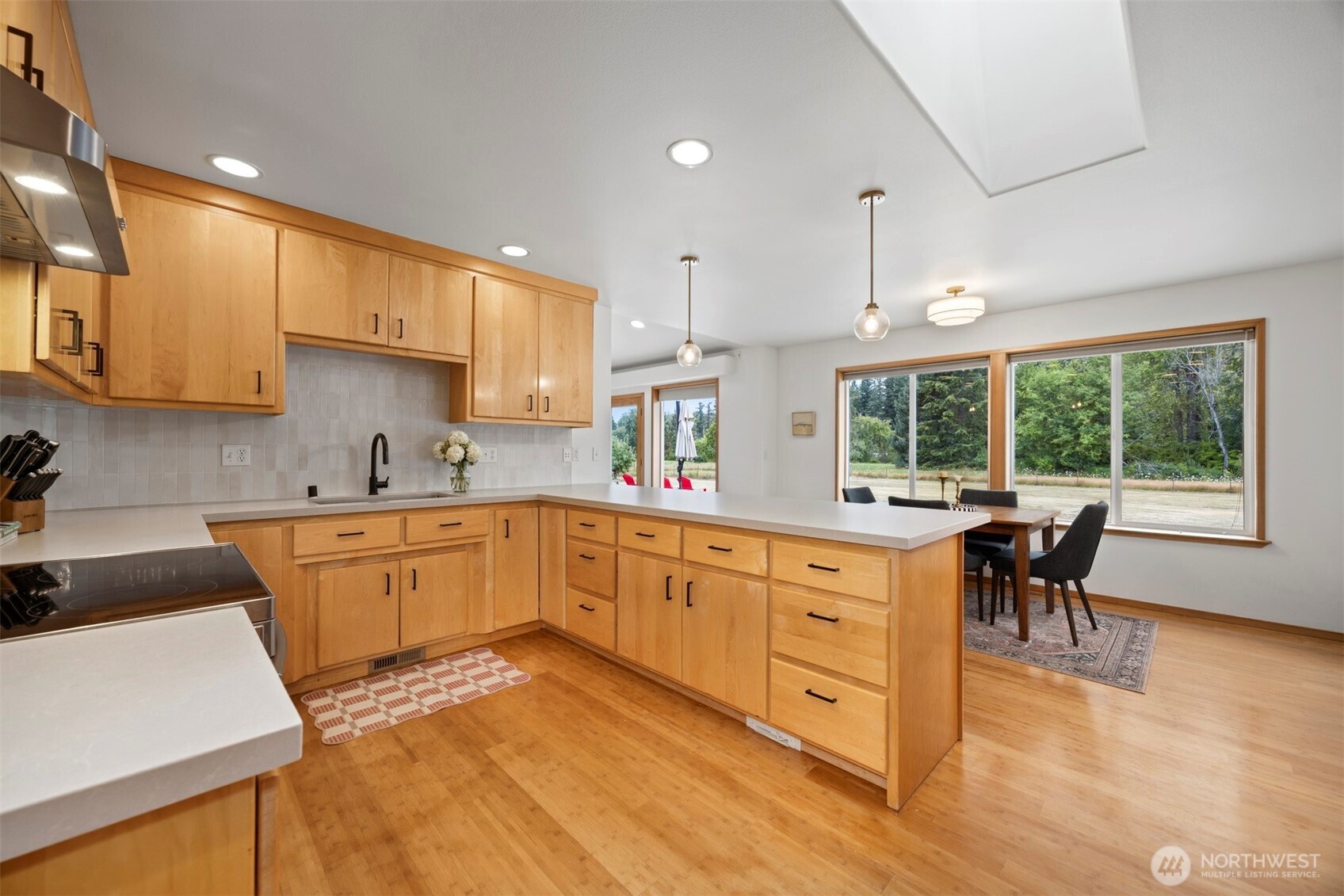 1188 Dewey Road Bellingham, WA 98226 - Photo 14 of 40 Gallery Image 14