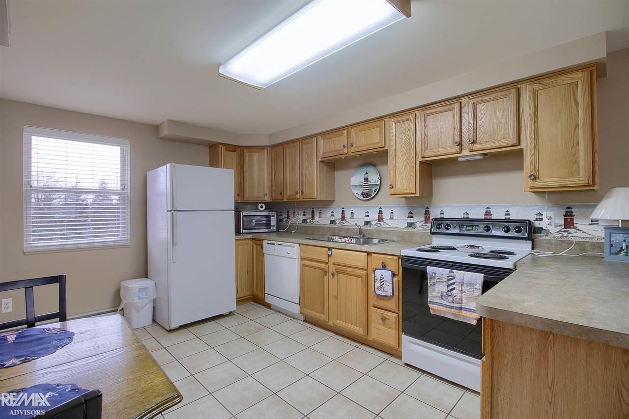 7985 River Road Marine City, MI 48039 - Photo 11 of 52 50036282-10.JPG