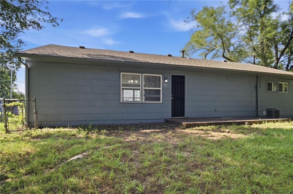 7104 Longview Road Kansas City, MO 64134 - Photo 29 of 32 Gallery Image 29
