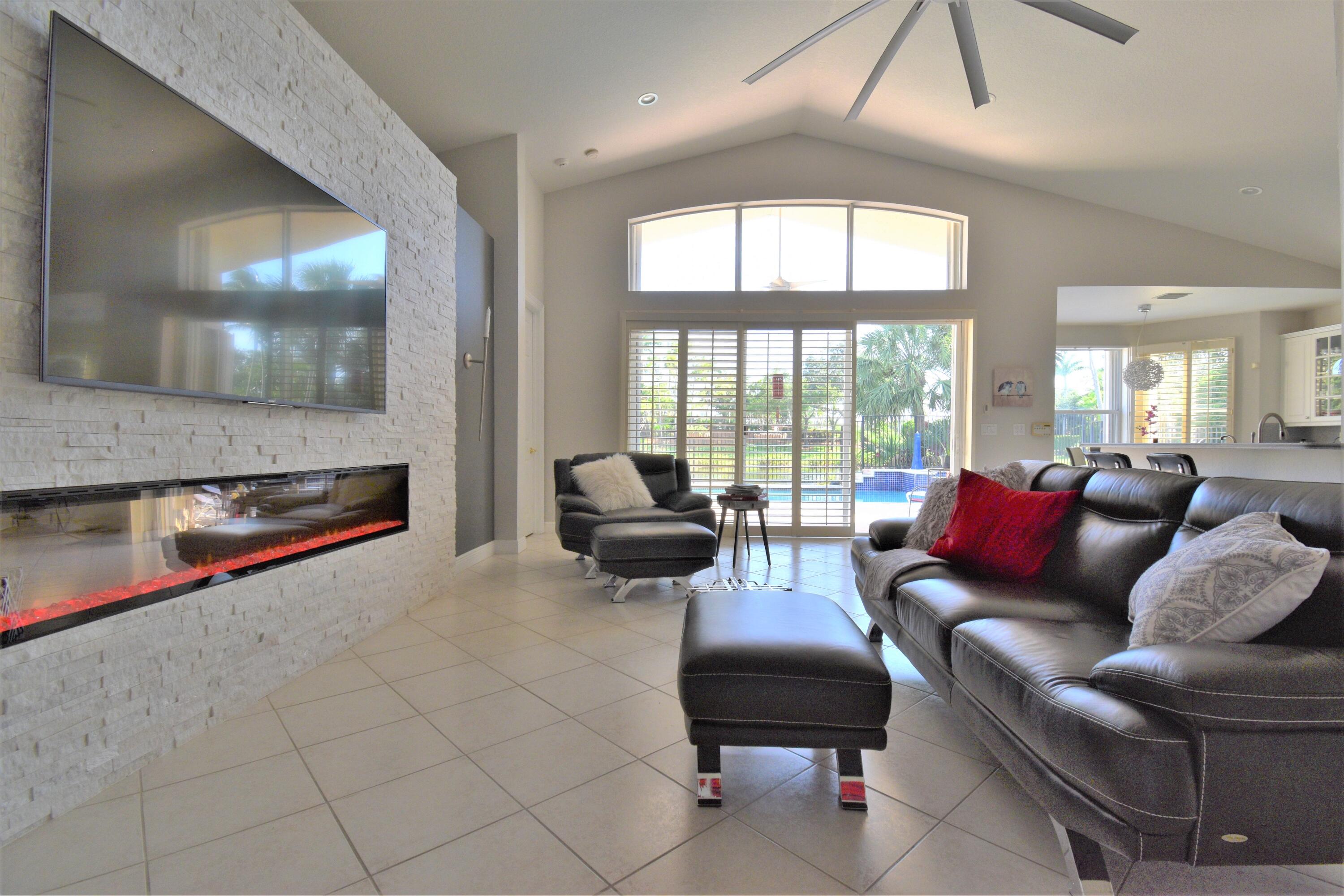 19233 Skyridge Circle Boca Raton, FL 33498 - Photo 14 of 92 31