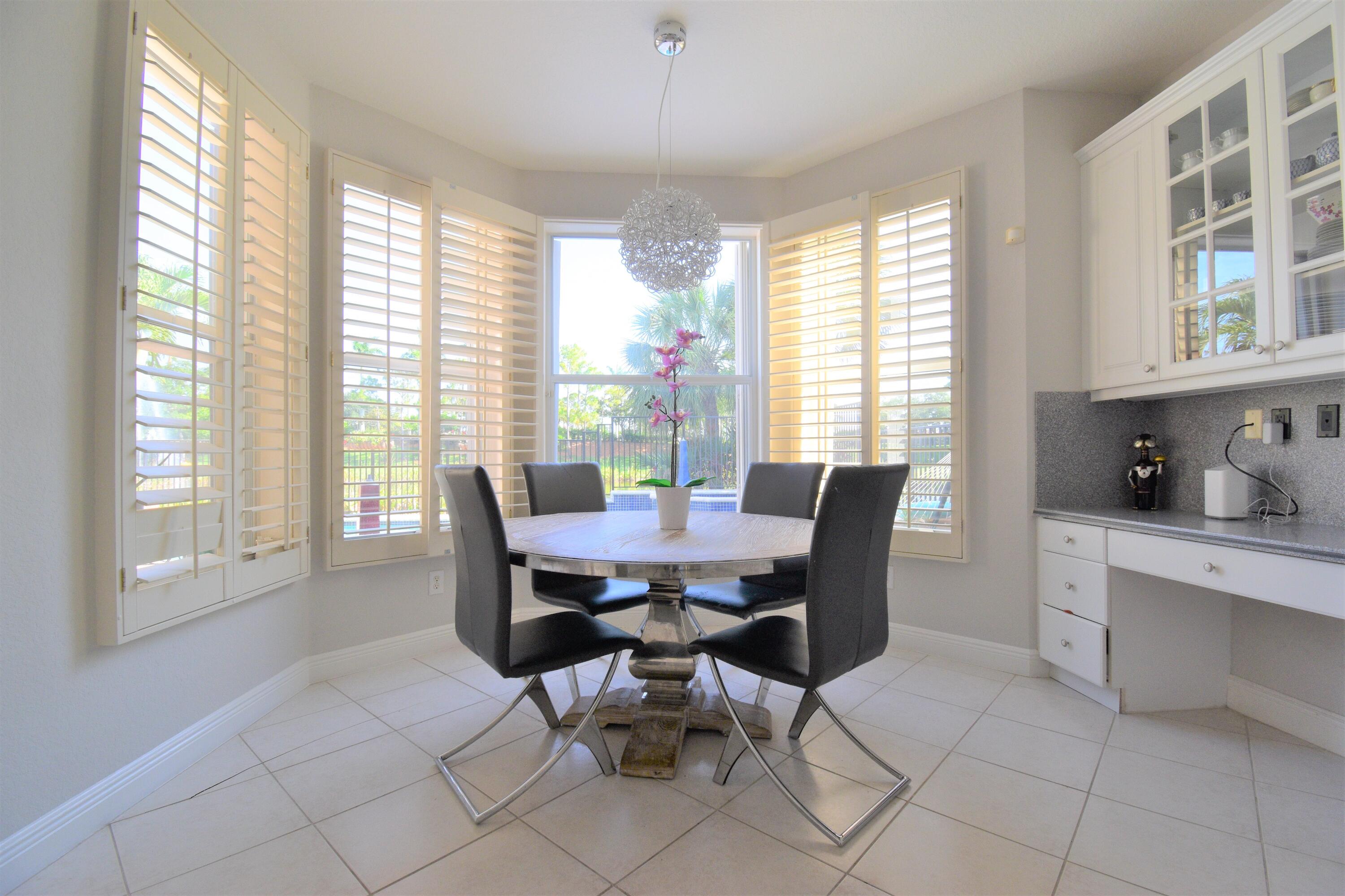 19233 Skyridge Circle Boca Raton, FL 33498 - Photo 28 of 92 25