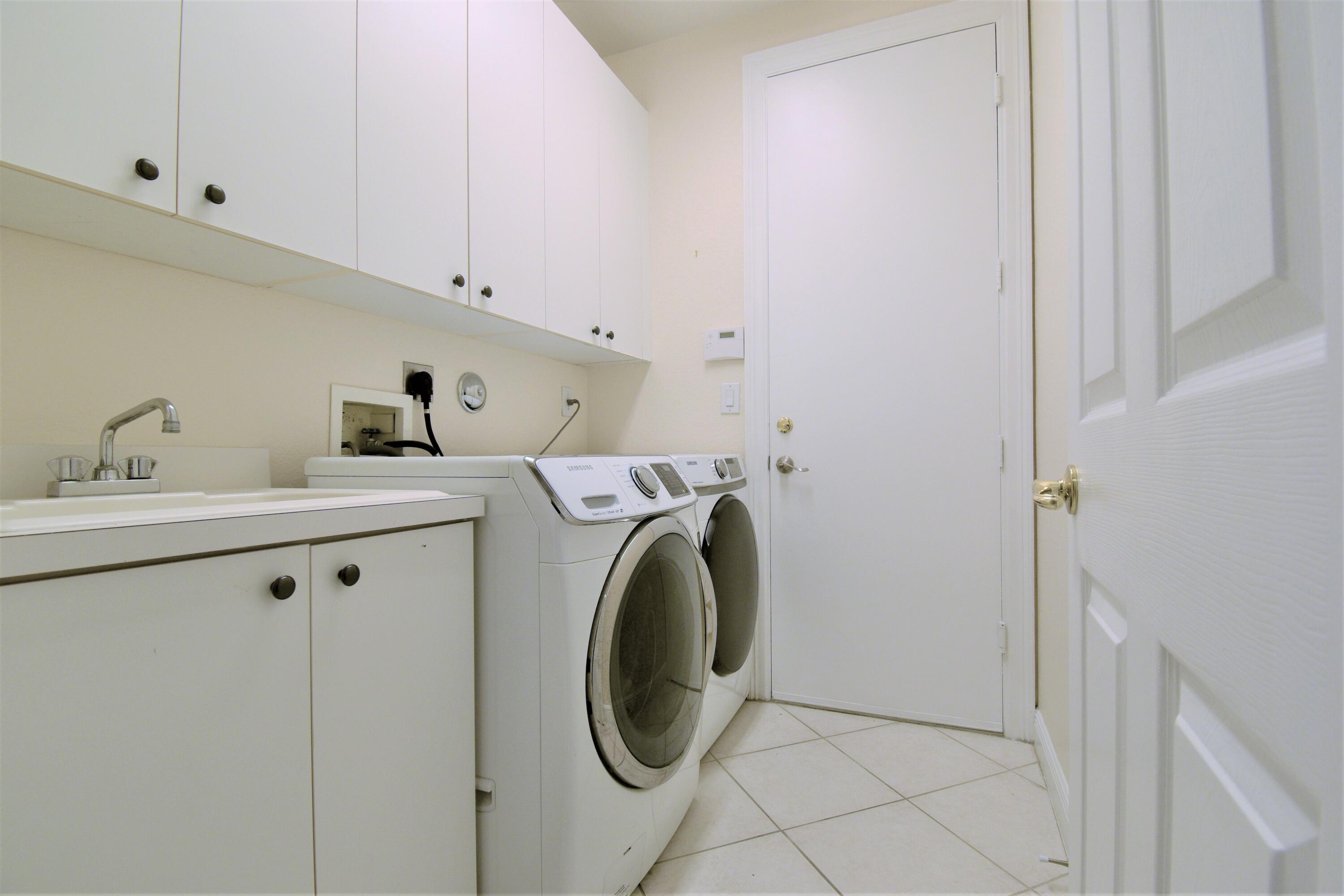 19233 Skyridge Circle Boca Raton, FL 33498 - Photo 45 of 92 40
