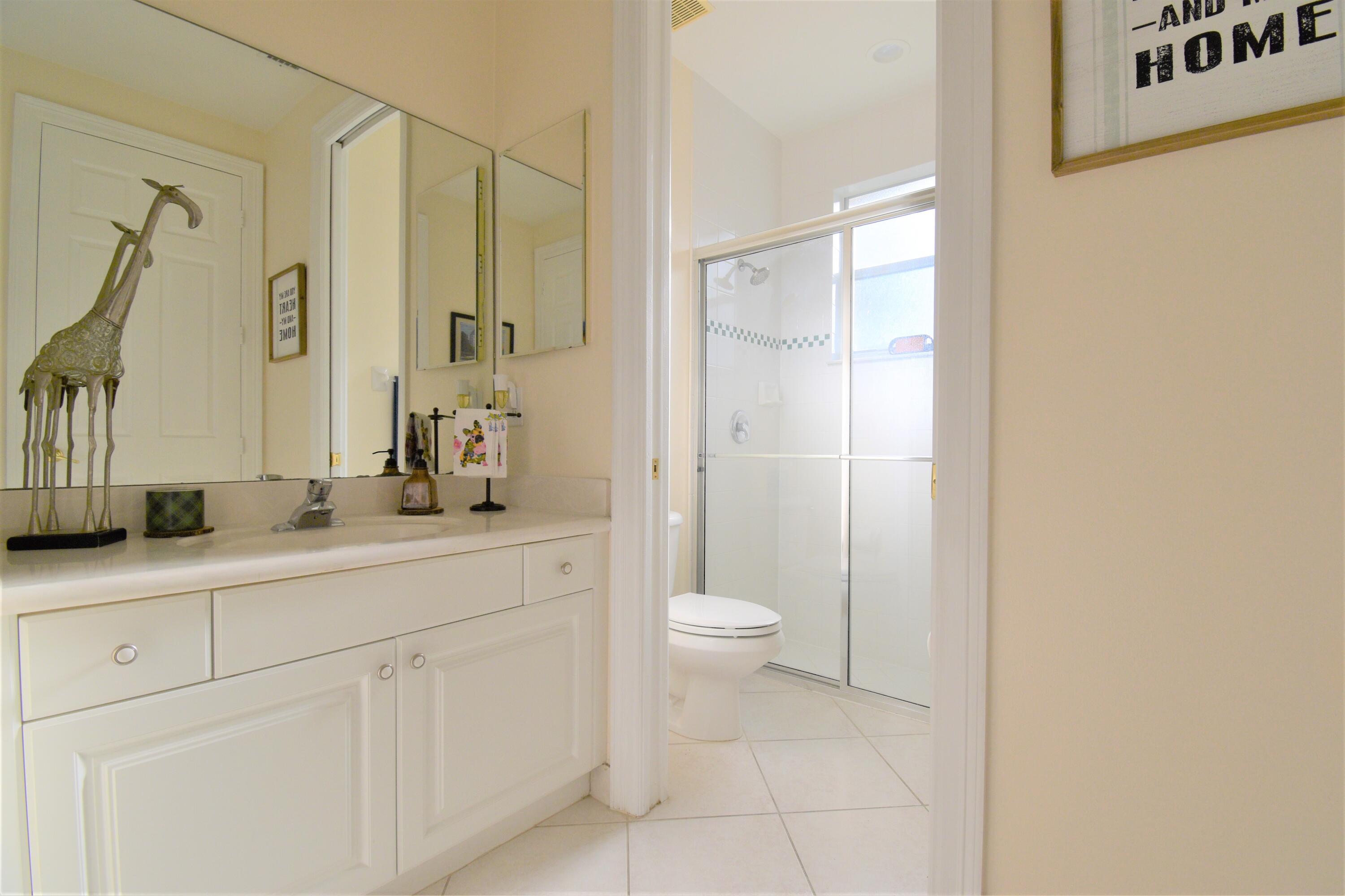 19233 Skyridge Circle Boca Raton, FL 33498 - Photo 52 of 92 47