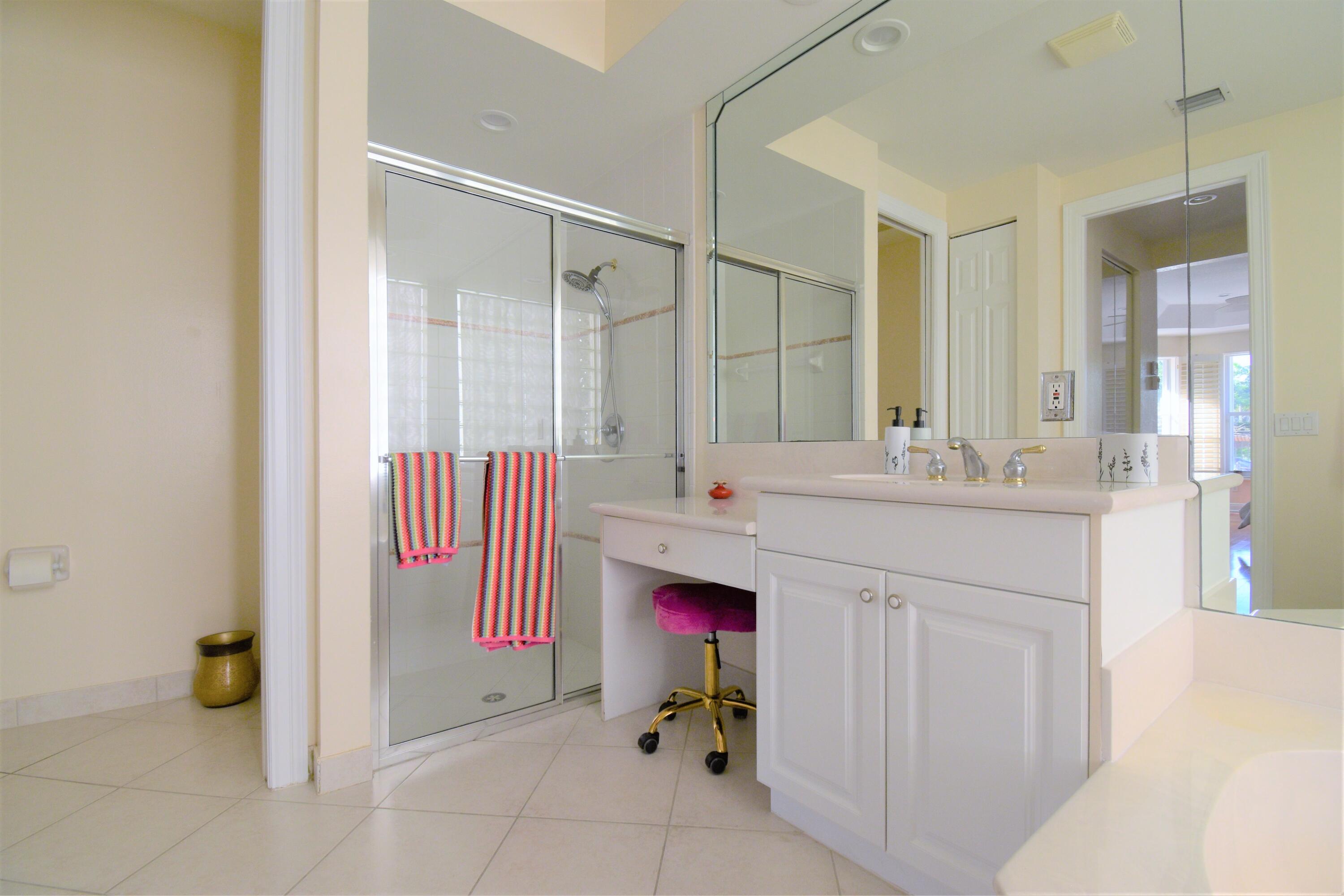 19233 Skyridge Circle Boca Raton, FL 33498 - Photo 61 of 92 56