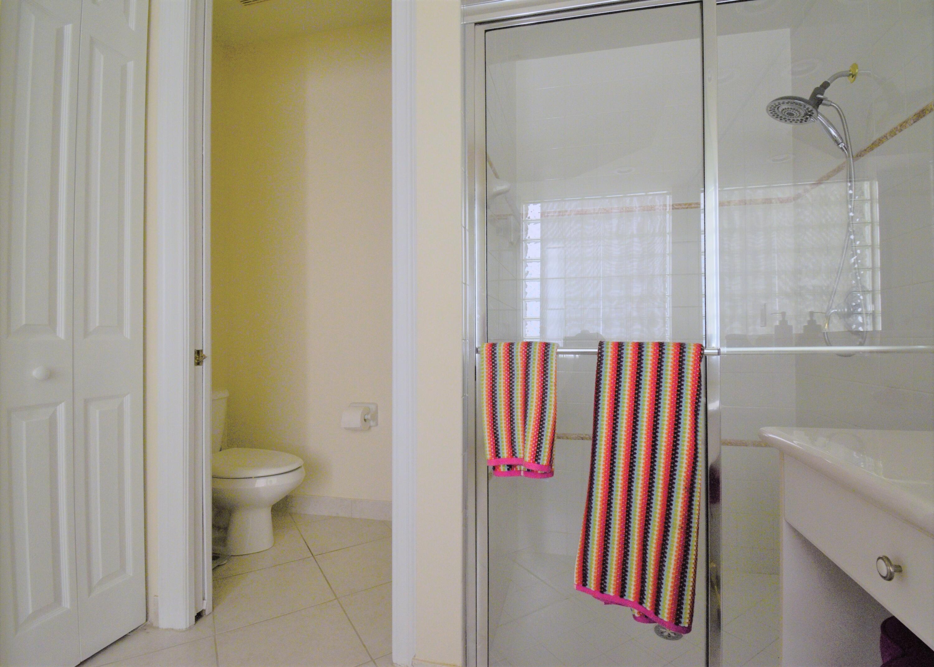 19233 Skyridge Circle Boca Raton, FL 33498 - Photo 62 of 92 57