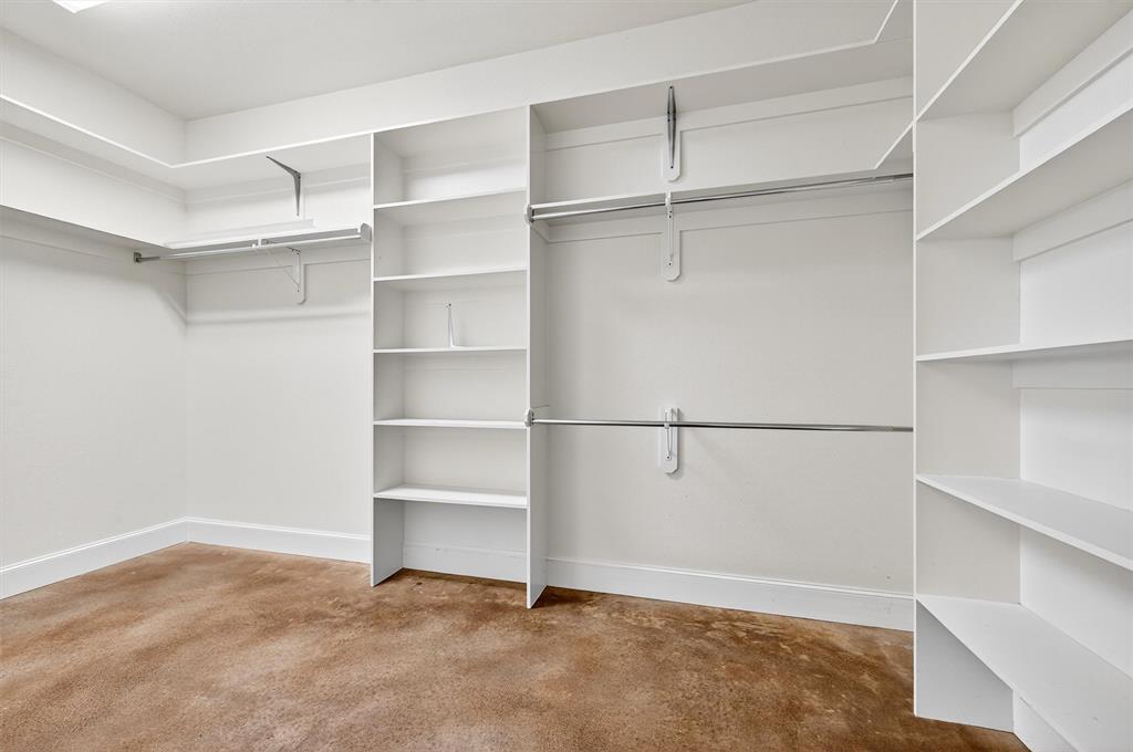 2166 Old Southmayd Road Sherman, TX 75092 - Photo 25 of 40 a view of an empty walk in closet