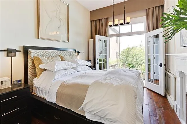 $2,200 | 1021 Esplanade Avenue, Unit 2, New Orleans, LA 70116