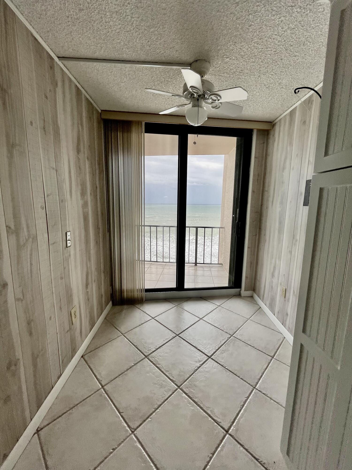 4200 North Ocean Drive, Unit 11601 Singer Island, FL 33404 - Photo 26 of 56 a view of an entryway