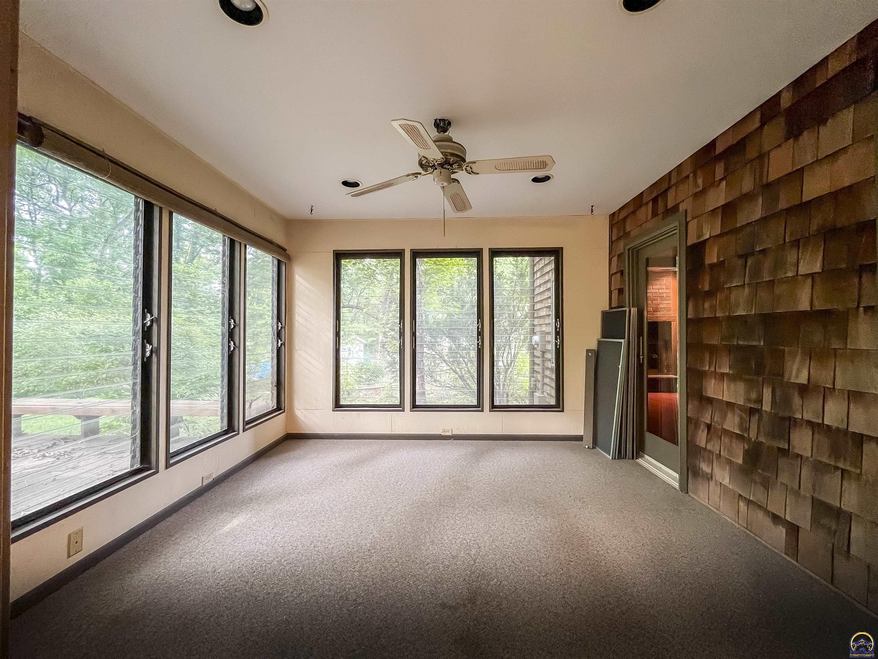 3217 Southwest 33rd Court Topeka, KS 66614 - Photo 17 of 62