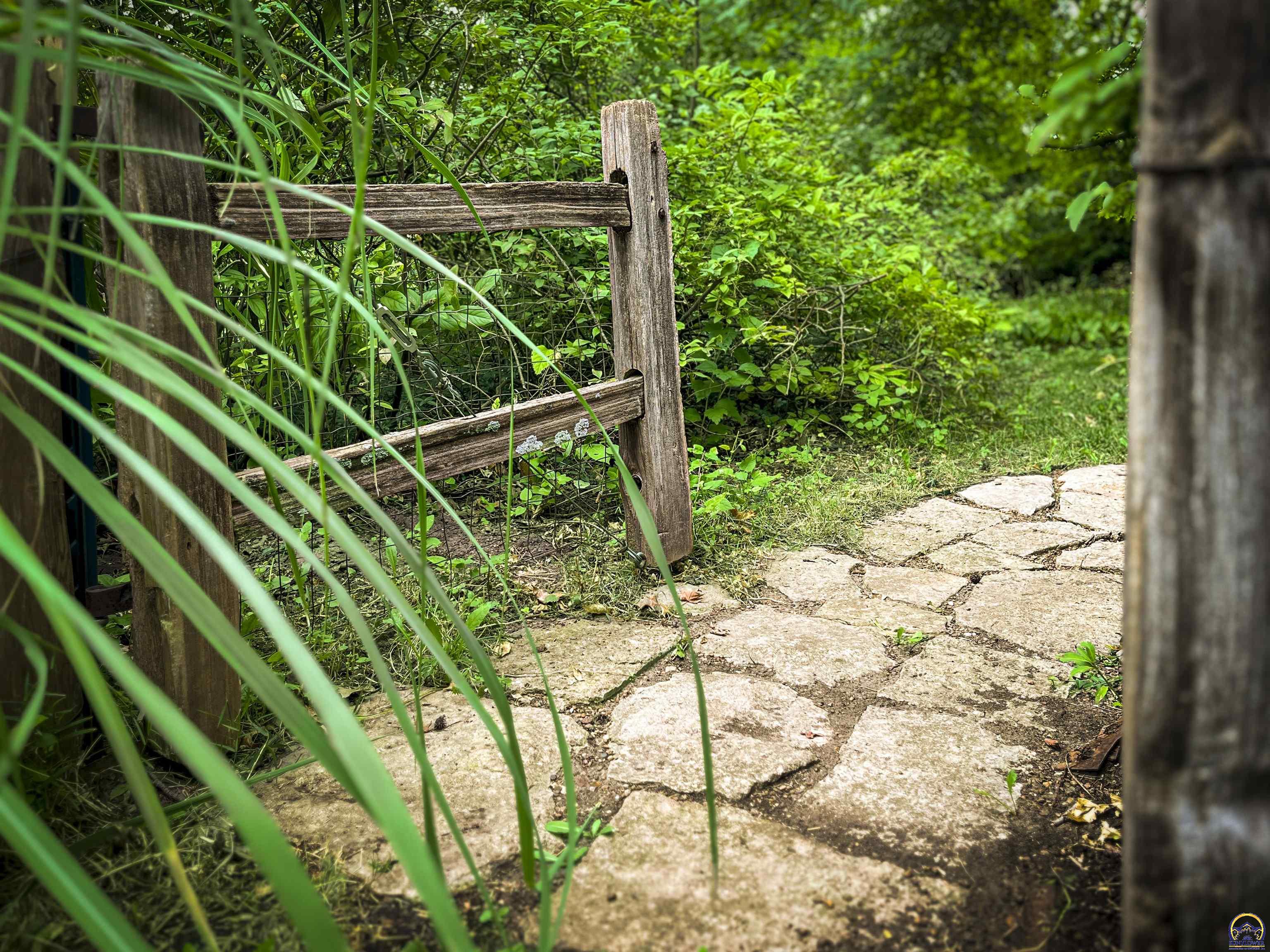 3217 Southwest 33rd Court Topeka, KS 66614 - Photo 57 of 62