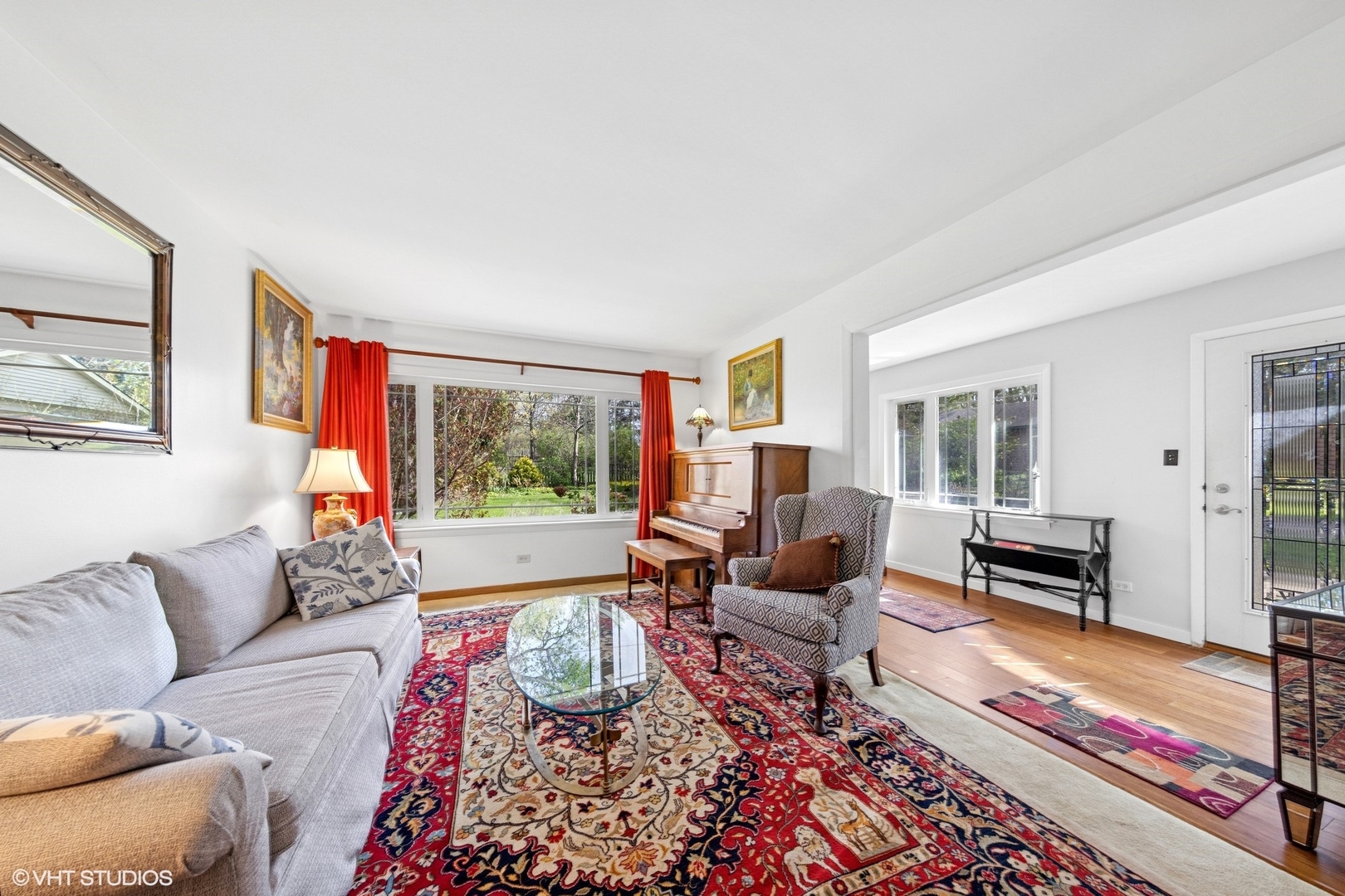 424 Hill Street Downers Grove, IL 60515 - Photo 3 of 19 a living room with furniture and a window