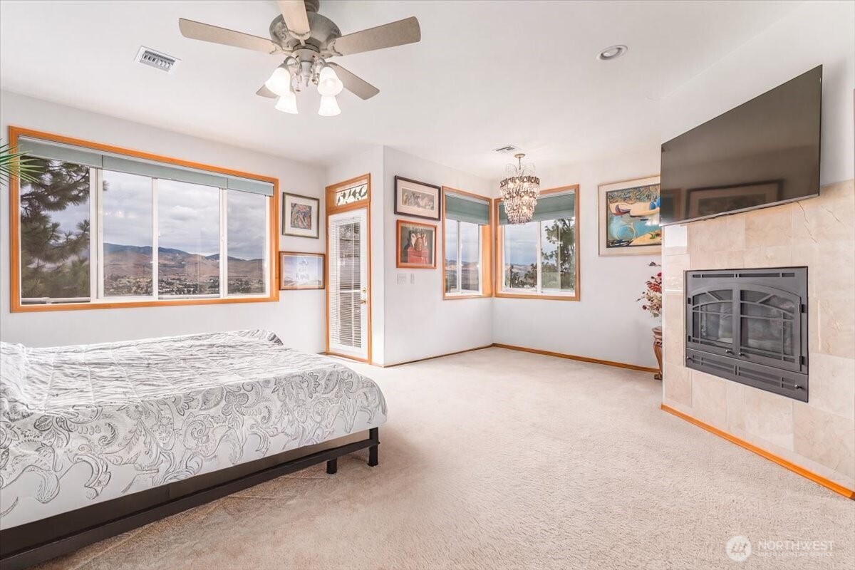 7371 Ridgeview Drive Chelan, WA 98816 - Photo 18 of 40