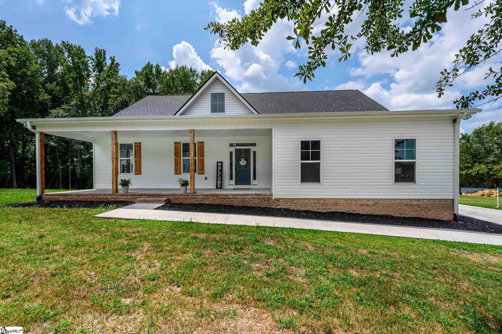 223 Sloan Road Woodruff, SC 29388 - Photo 1 of 36 Gallery Image 1