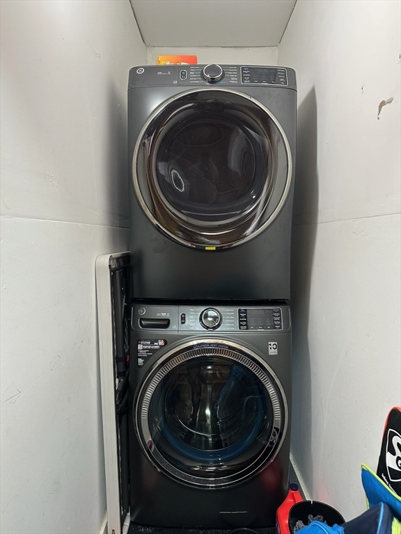 6 Derby Road, Unit 6 Watertown, MA 02472 - Photo 4 of 16