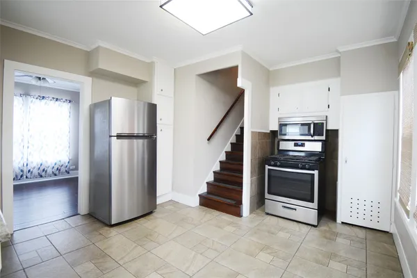 $1,375 | 407 North Chappell Hill Street, Brenham, TX 77833