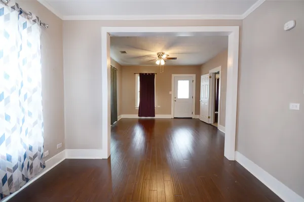 $1,375 | 407 North Chappell Hill Street, Brenham, TX 77833