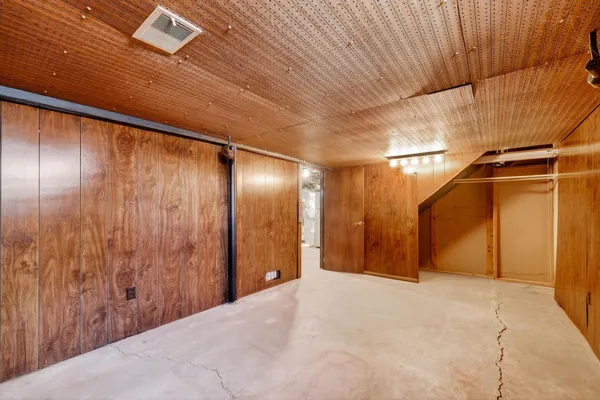 $2,800 | 514 West Lakeside Street, Madison, WI 53715