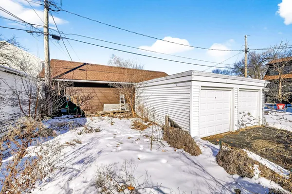$2,800 | 514 West Lakeside Street, Madison, WI 53715