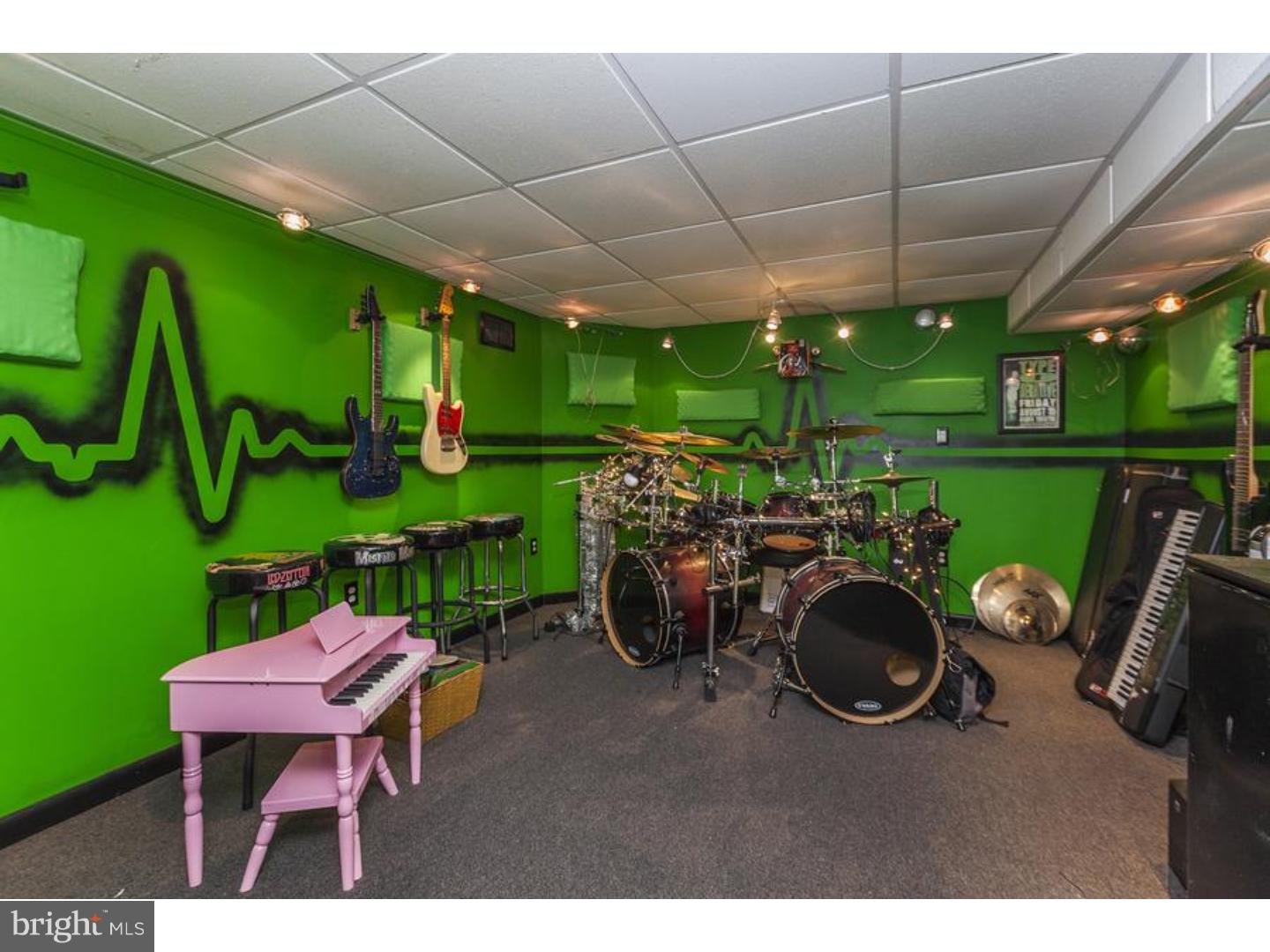 30 Hobbs Road Trenton, NJ 08619 - Photo 20 of 25 Gallery Image 20