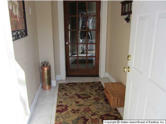 193 Windsor Road Staten Island, NY 10314 - Photo 2 of 17 Additional Photo