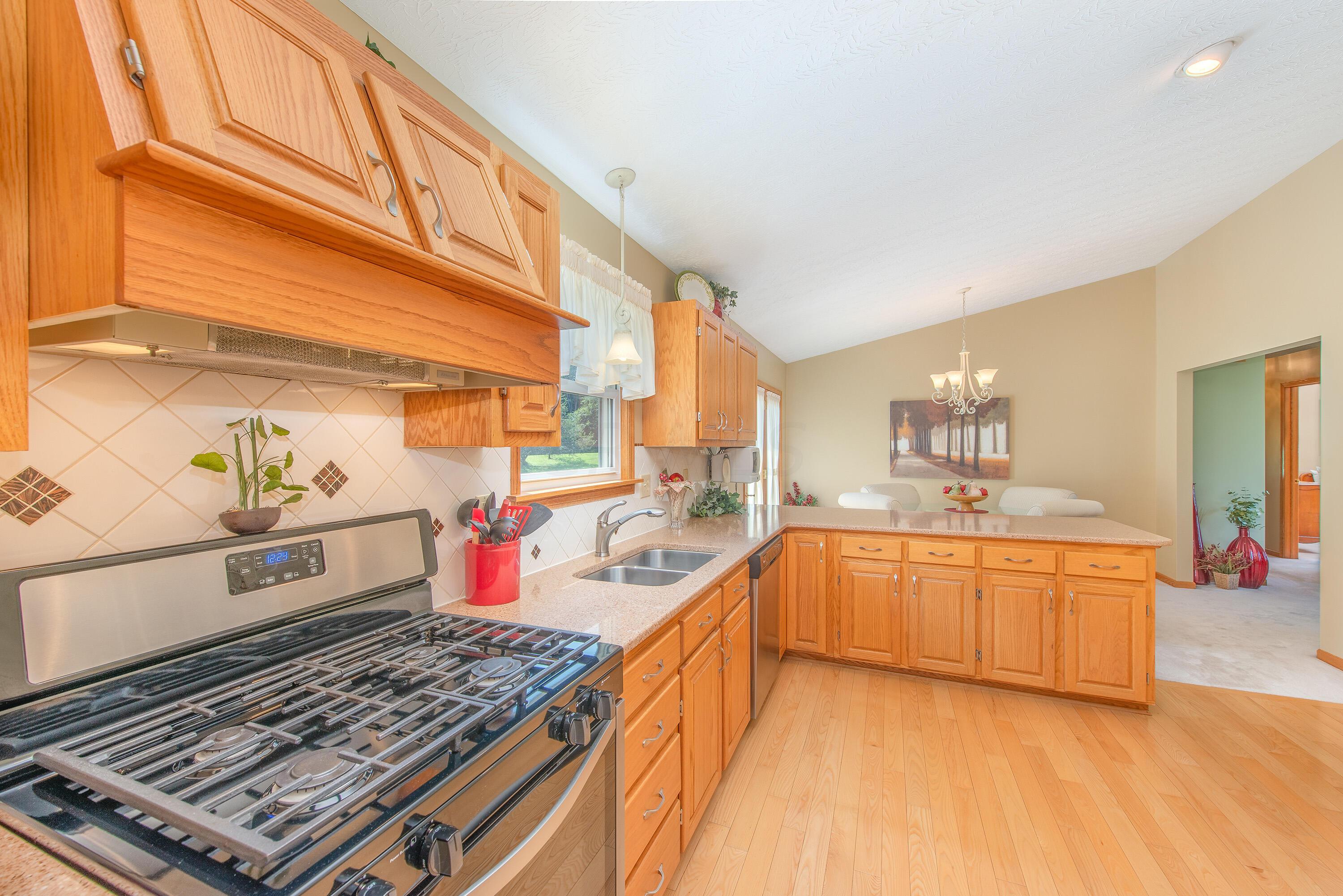 7620 Kinney Road Mount Vernon, OH 43050 - Photo 3 of 30 Gallery Image 3