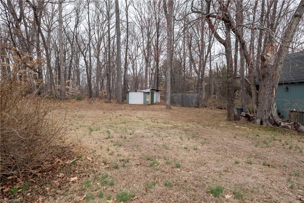 4319 Hicone Road Greensboro, NC 27405 - Photo 7 of 24