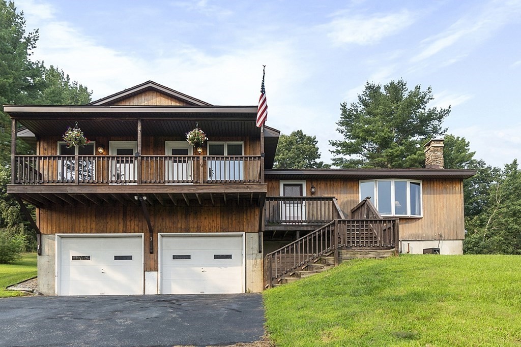 7 Hillside Terrace Ware, MA 01082 - Photo 1 of 42 Gallery Image 1